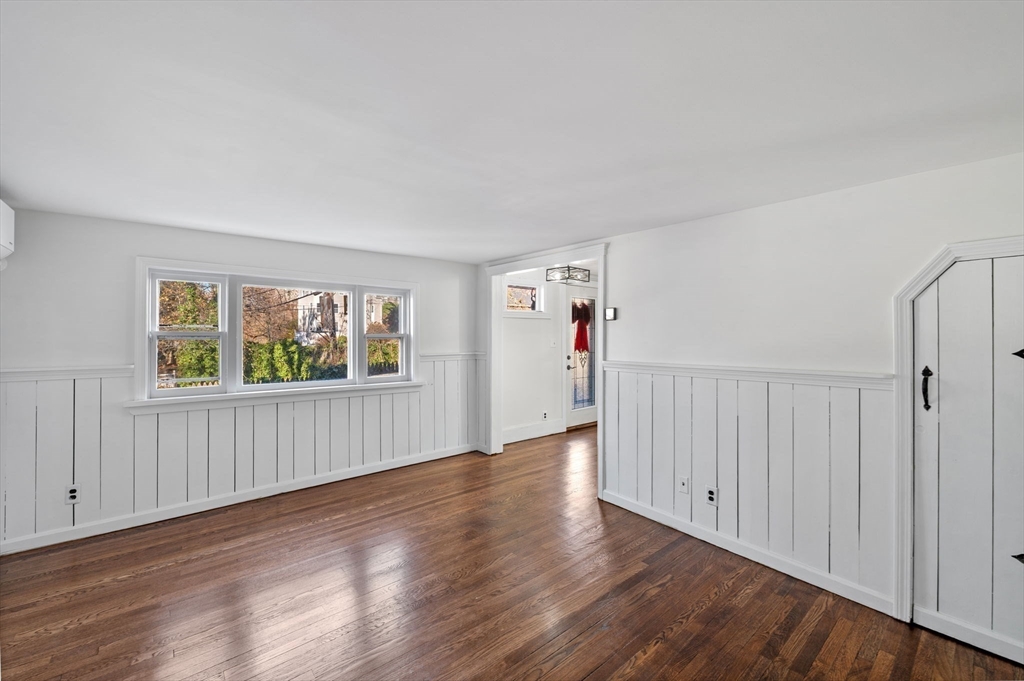 property viewer photo 3