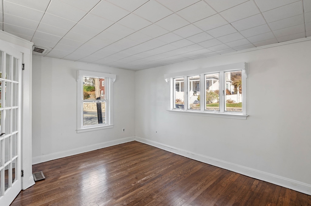 property viewer photo 5