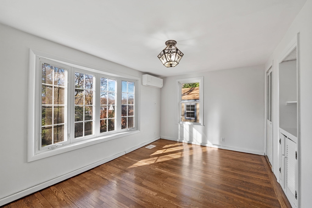 property viewer photo 8