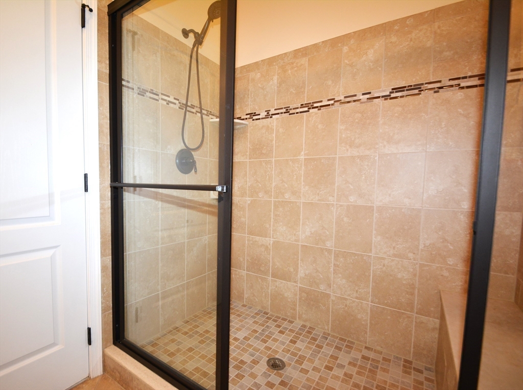 property viewer photo 19