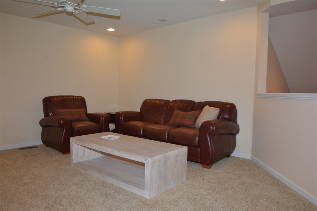 property viewer photo 25