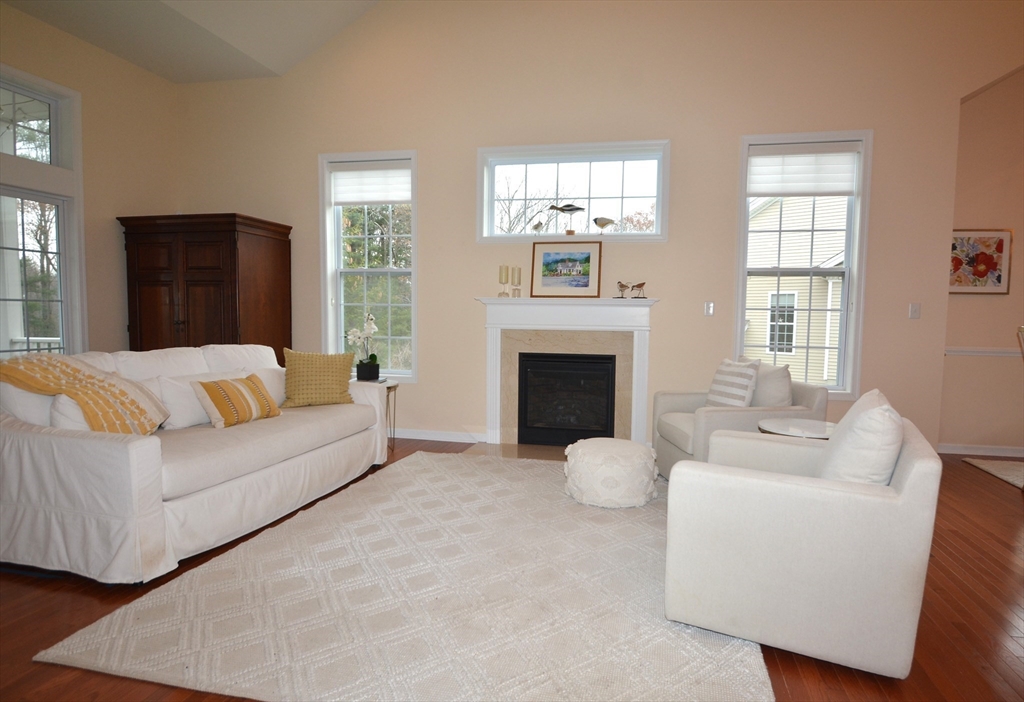 property viewer photo 5