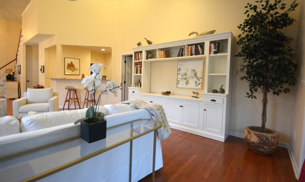 property viewer photo 8