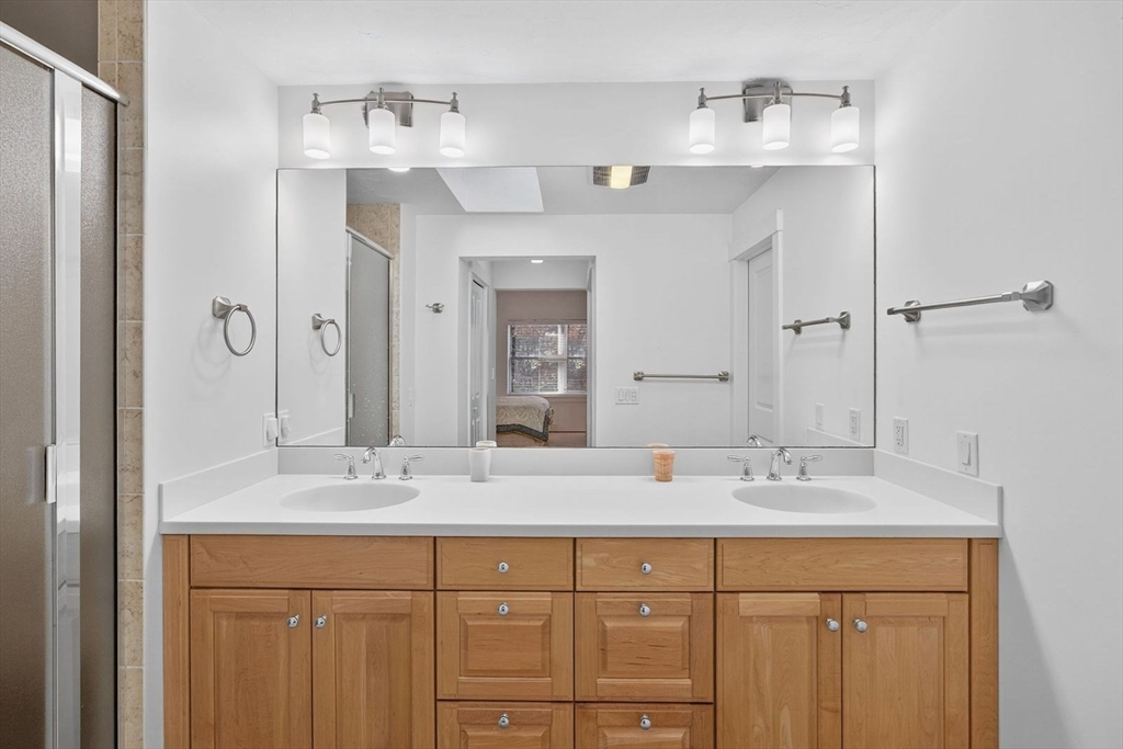 property viewer photo 31