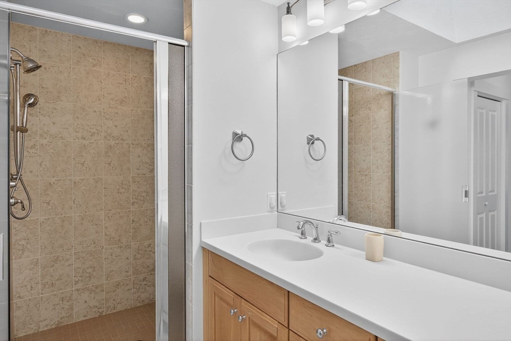 property viewer photo 32