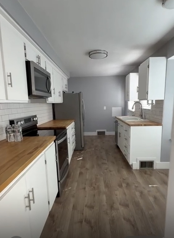 property viewer photo 4