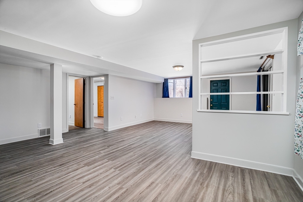 property viewer photo 10