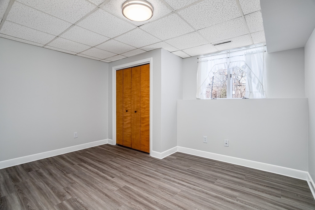 property viewer photo 12
