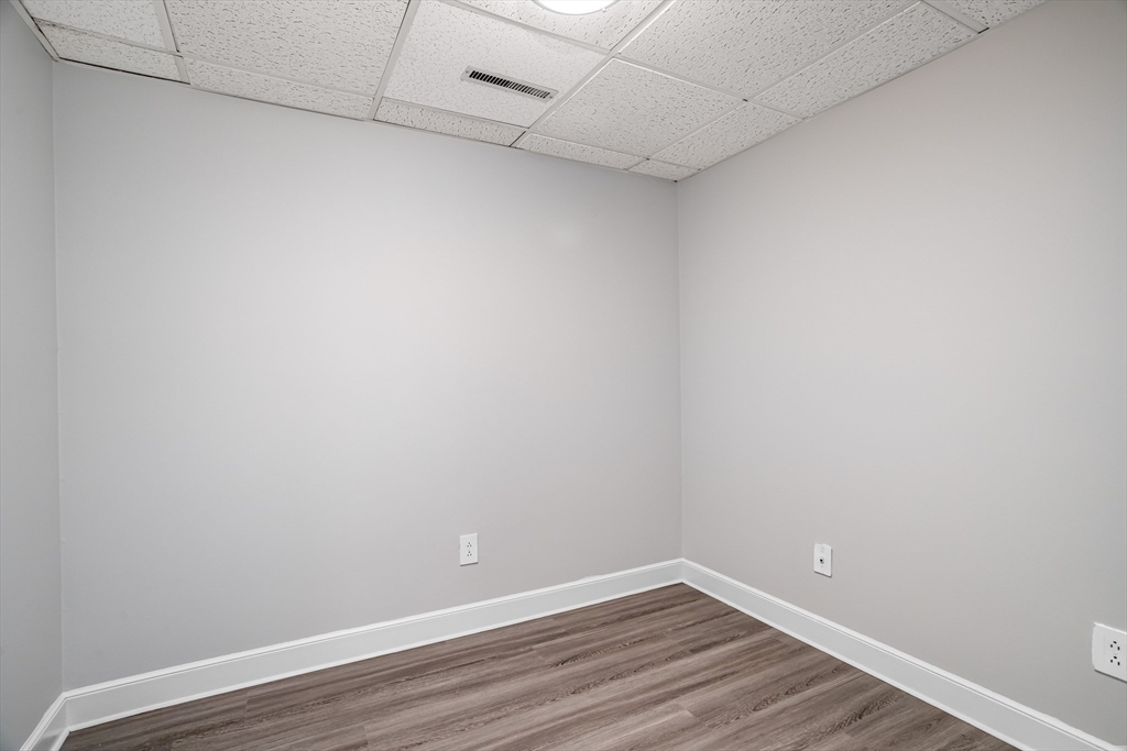 property viewer photo 17