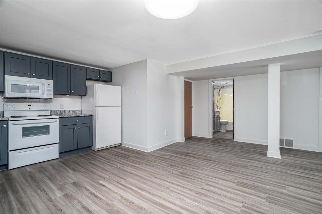 property viewer photo 9