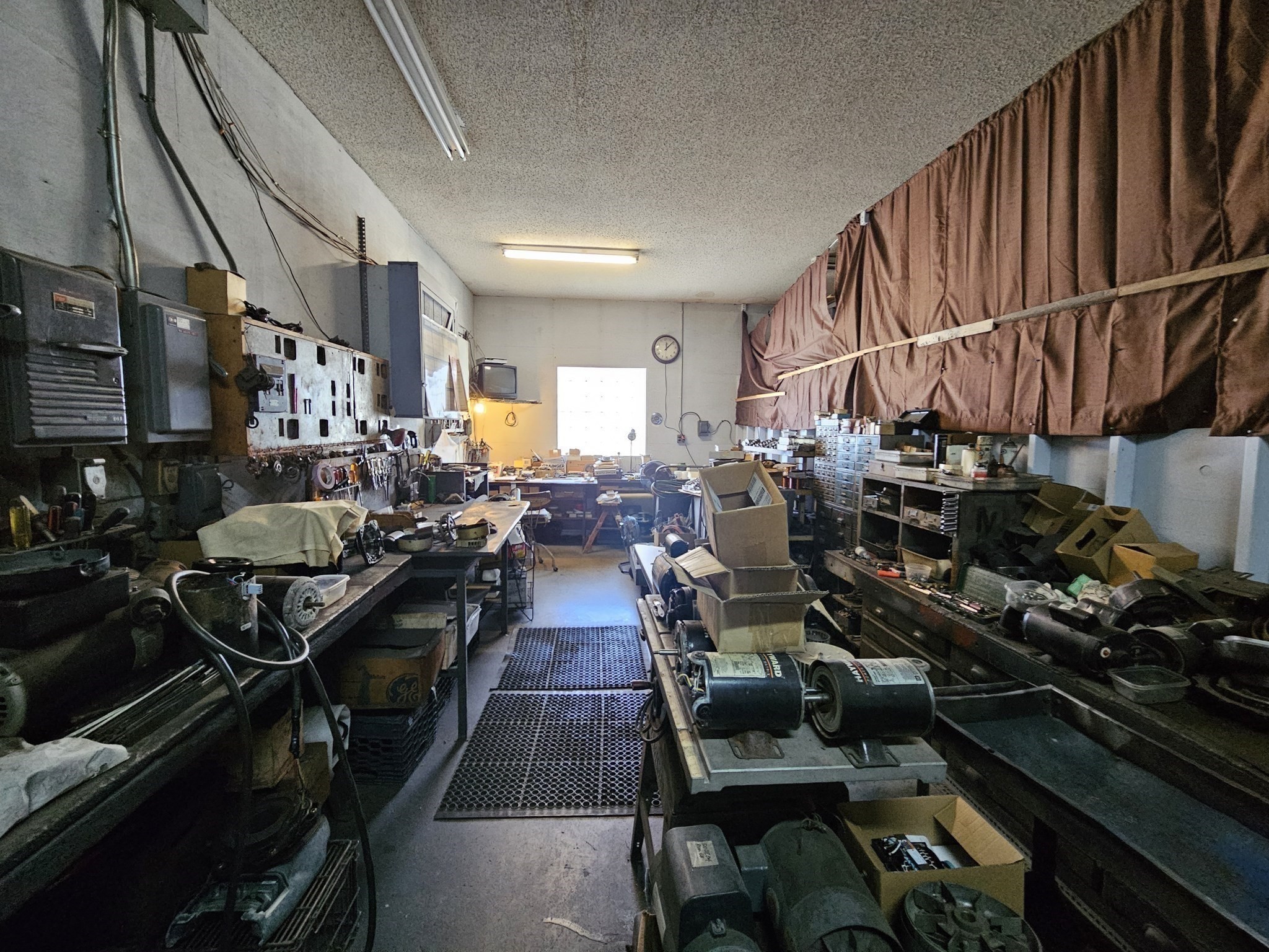 main property photo 12