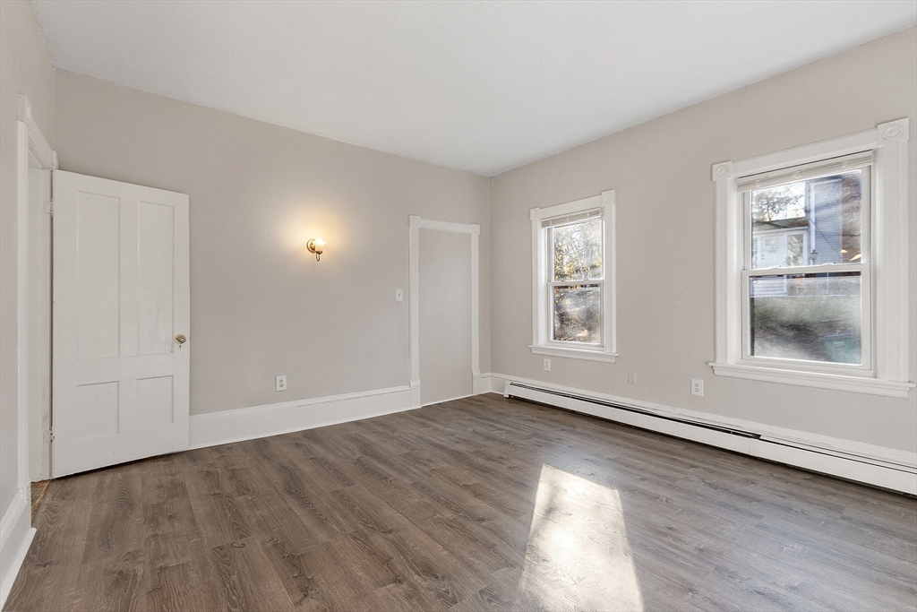 property viewer photo 10
