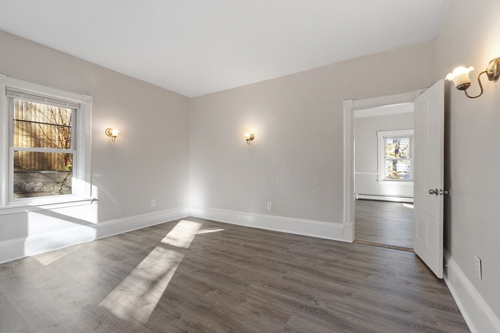 property viewer photo 11