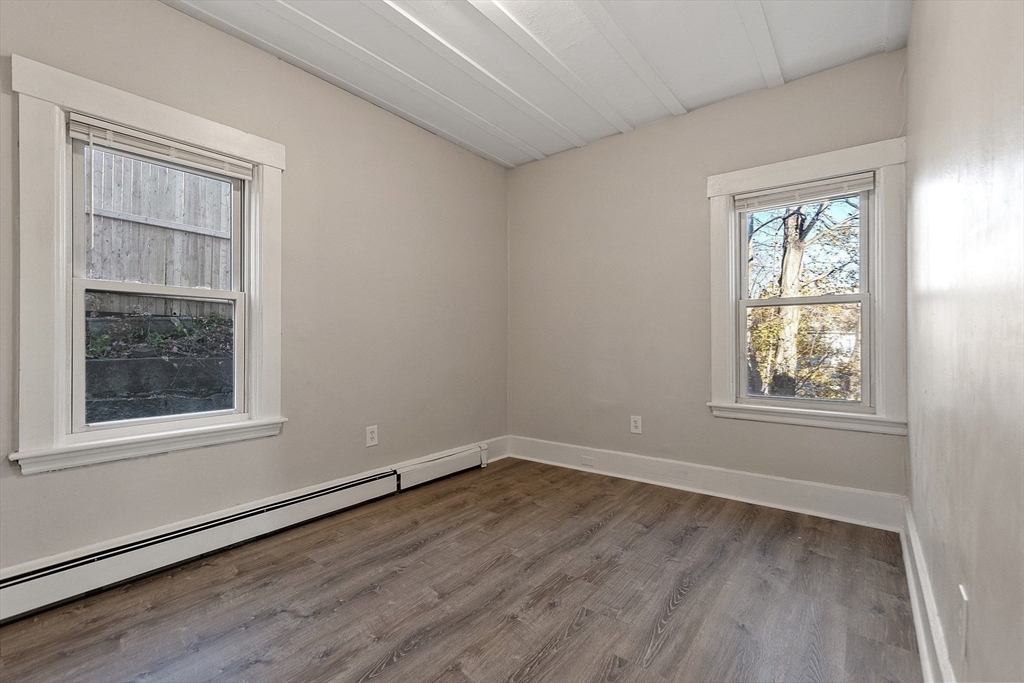 property viewer photo 14