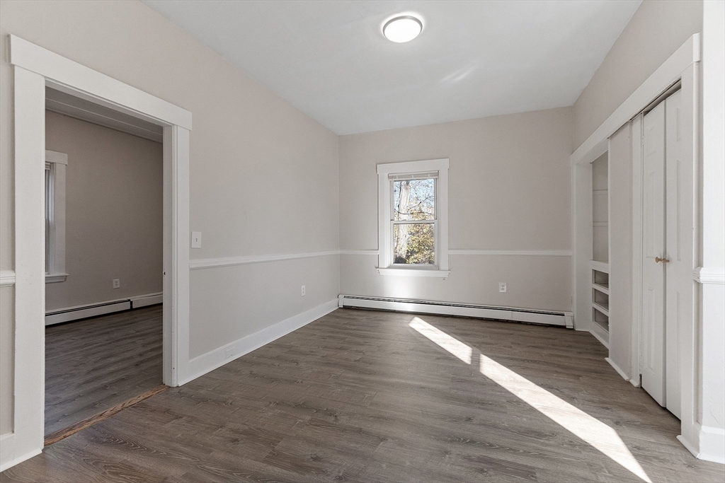 property viewer photo 3