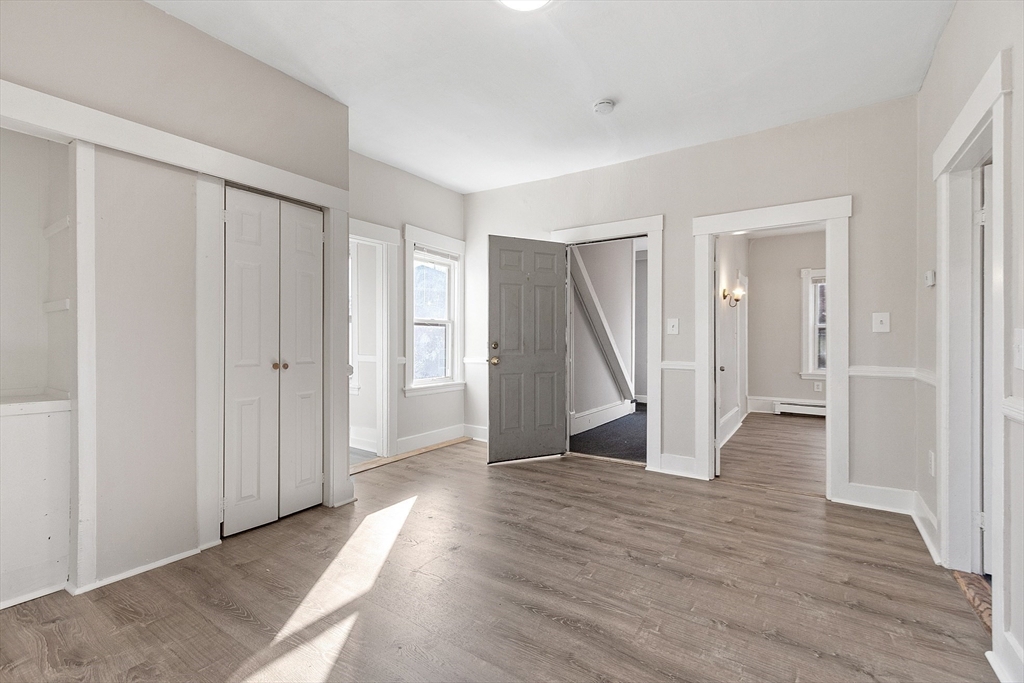 property viewer photo 5