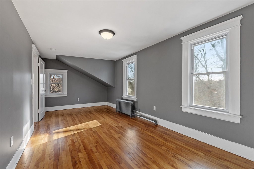 property viewer photo 20