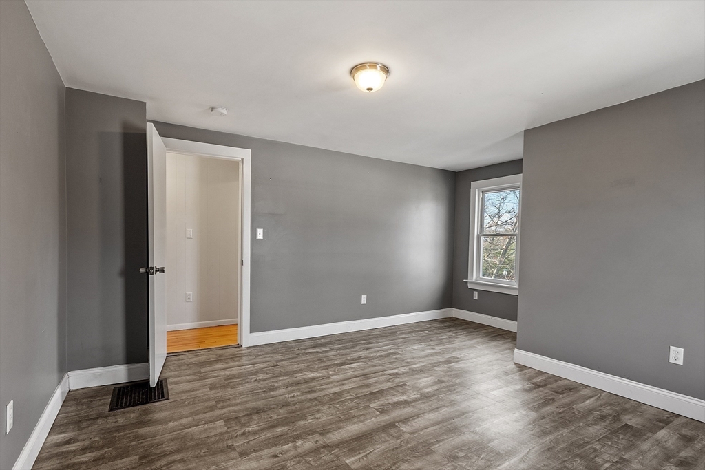 property viewer photo 21