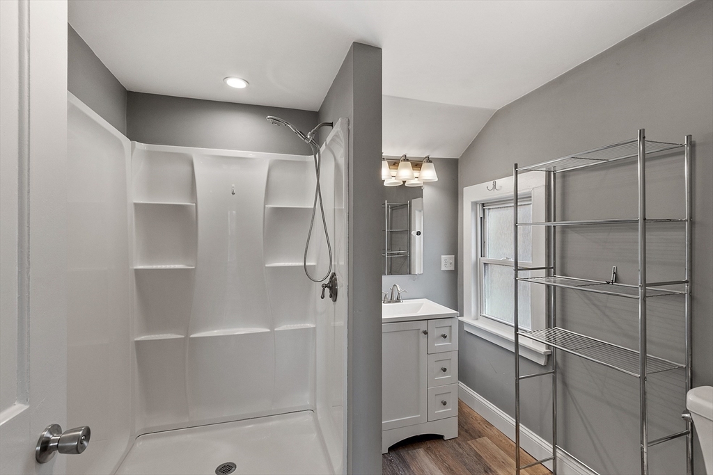 property viewer photo 23