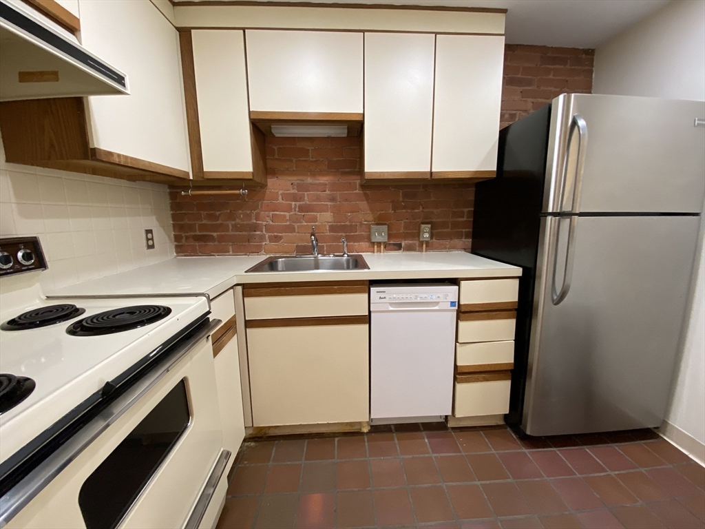 property viewer photo 2