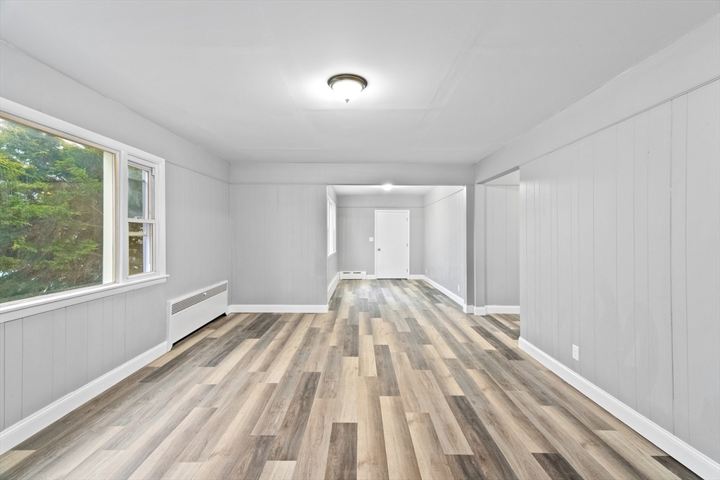 property viewer photo 12