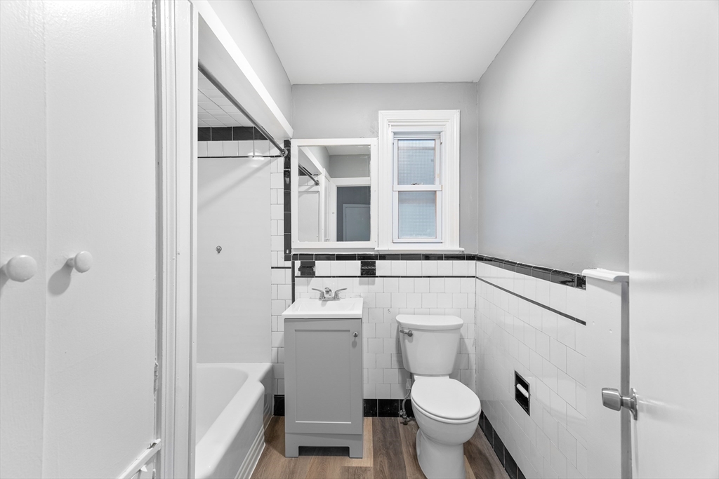 property viewer photo 17