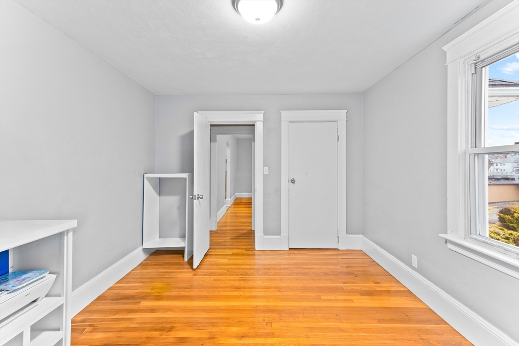 property viewer photo 8