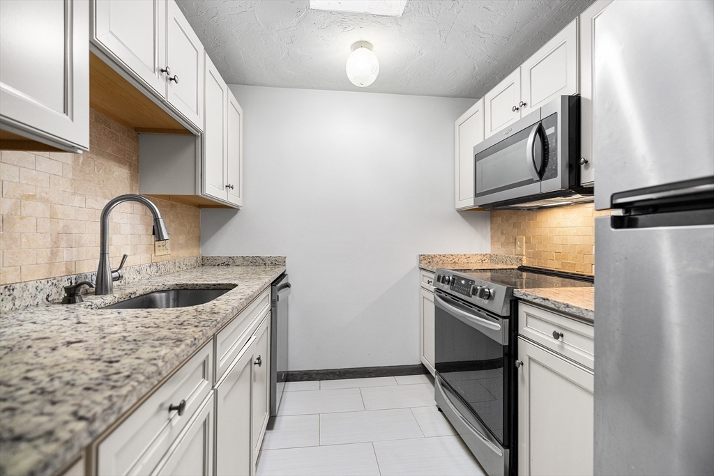 property viewer photo 2