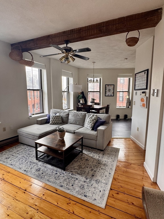 property viewer photo 1