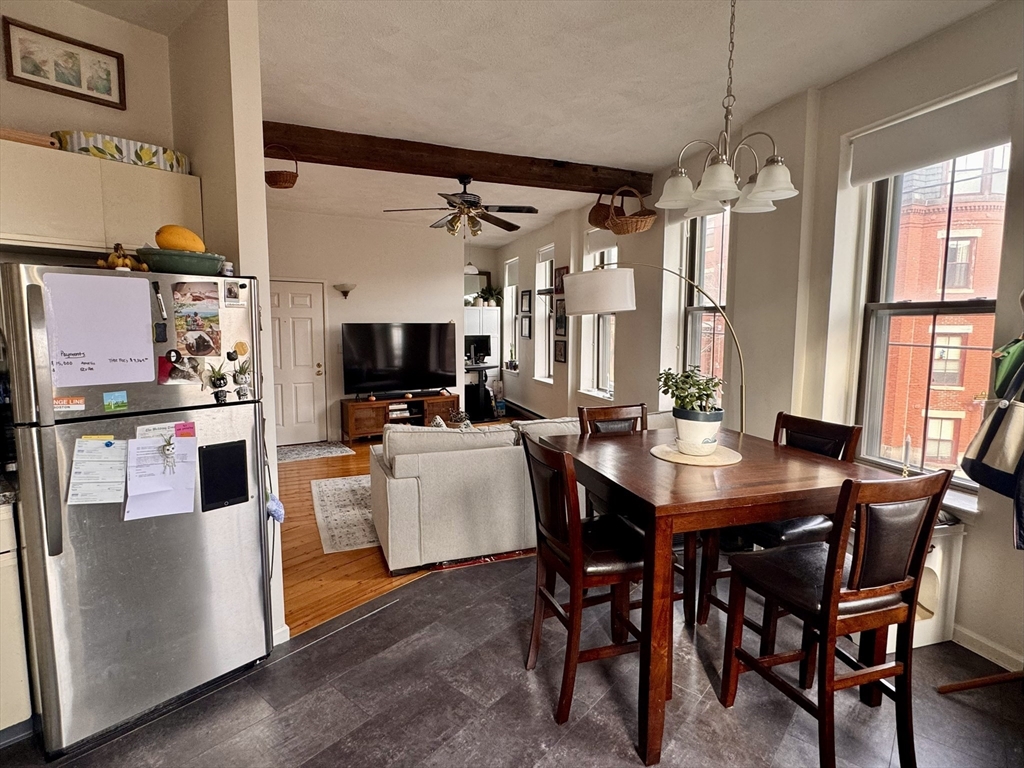 property viewer photo 10