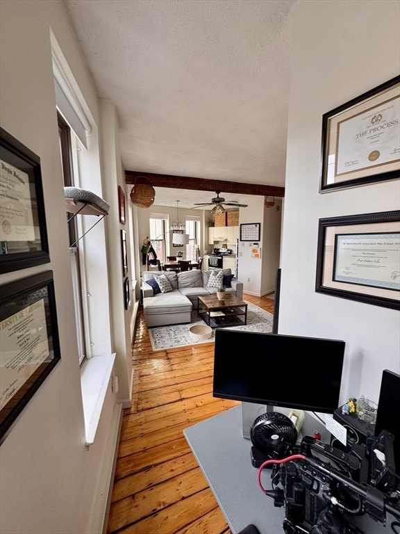 property viewer photo 4