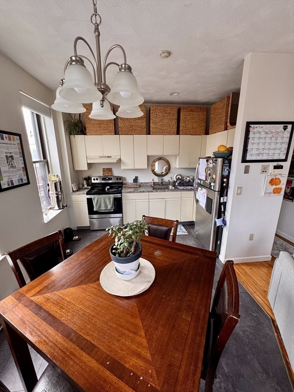 property viewer photo 8