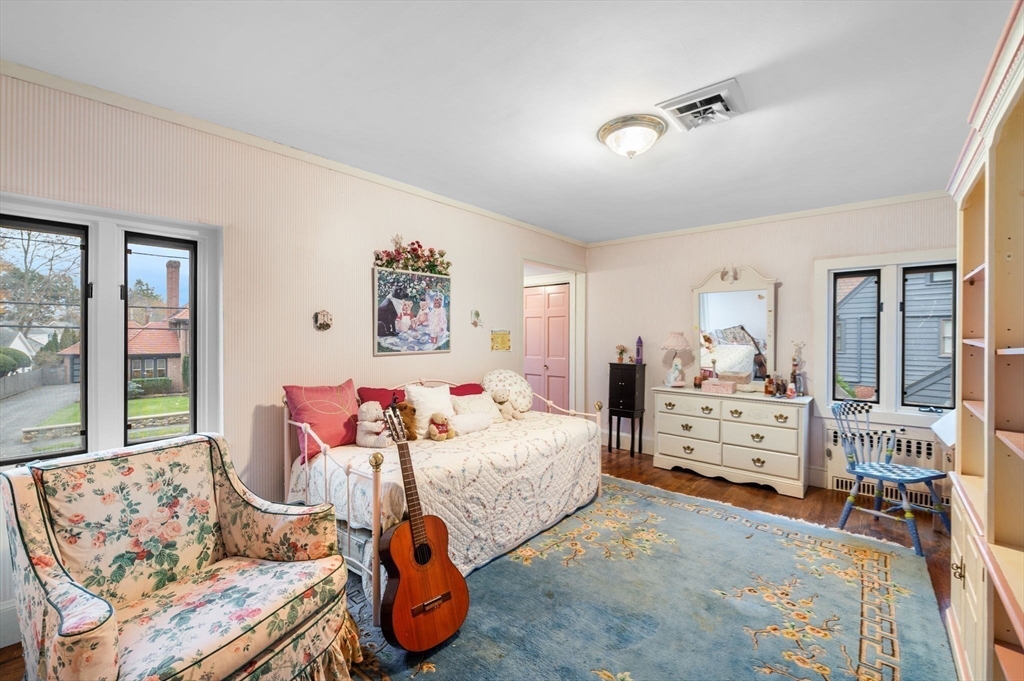 property viewer photo 19