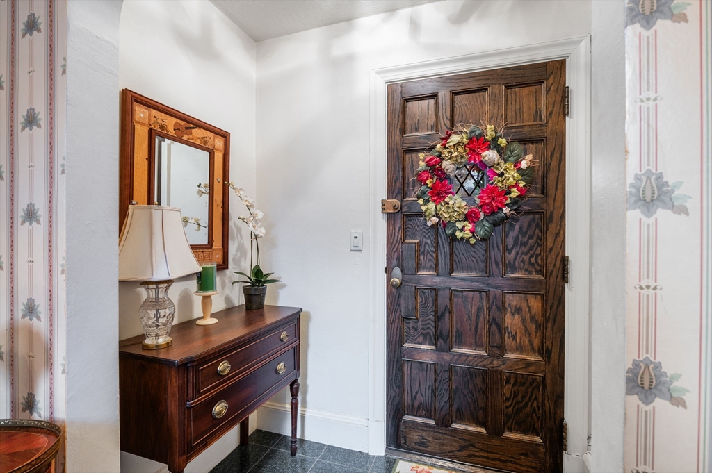 property viewer photo 2