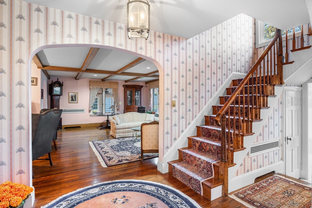 property viewer photo 3