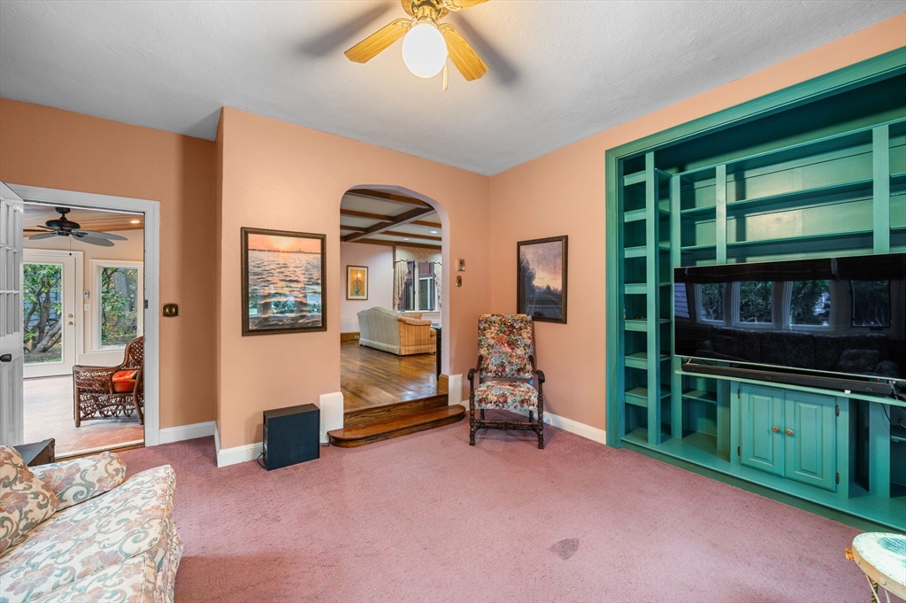 property viewer photo 6