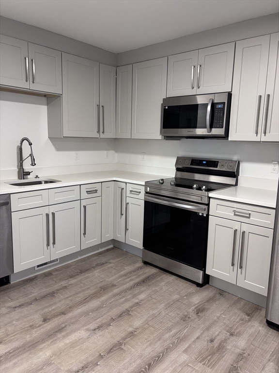 property viewer photo 1
