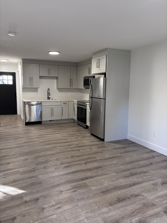 property viewer photo 2