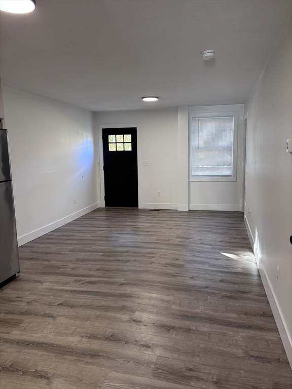 property viewer photo 3