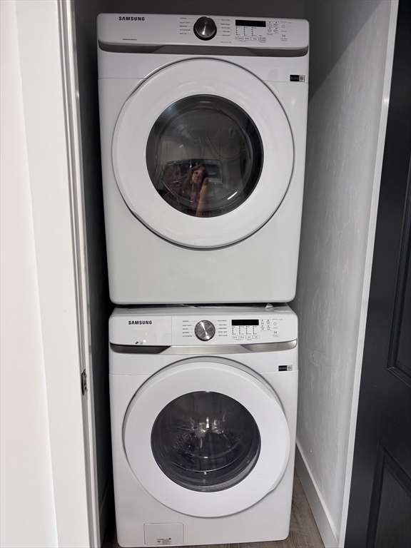 property viewer photo 4