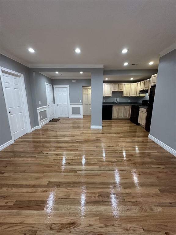 property viewer photo 5