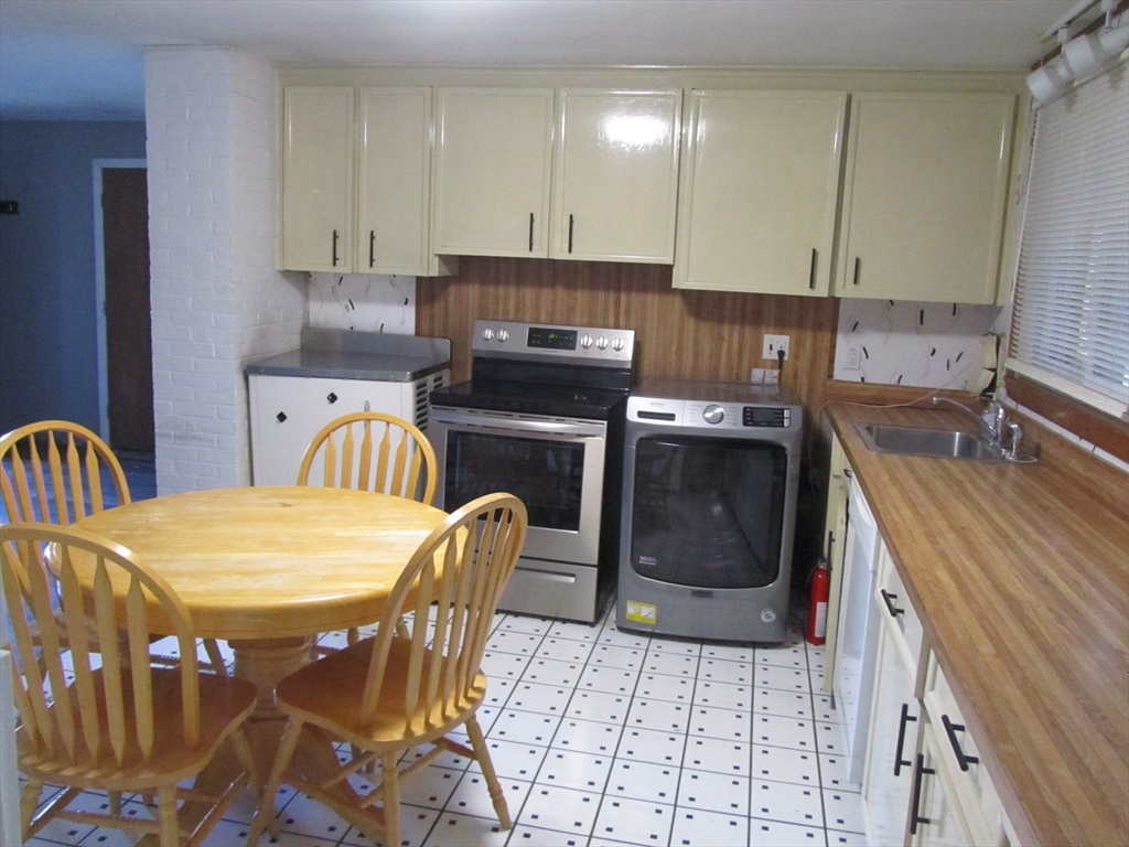 property viewer photo 4