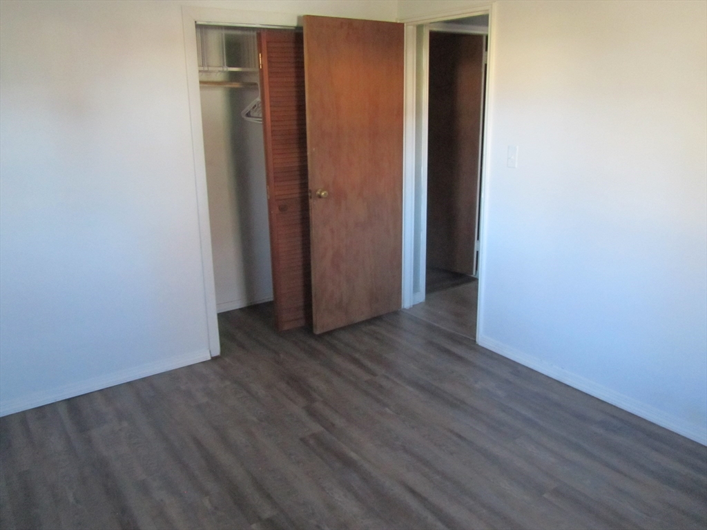 property viewer photo 6