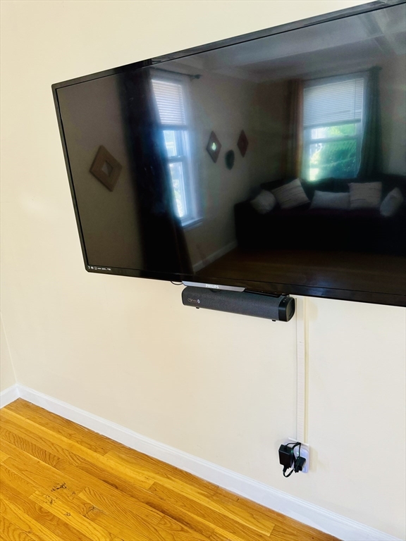 property viewer photo 4