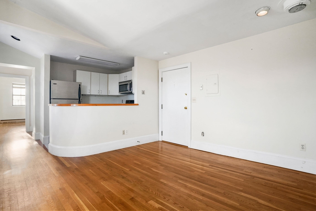 property viewer photo 1