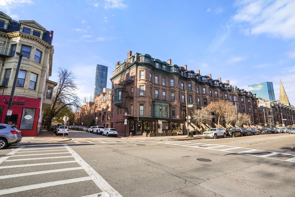 property viewer photo 24