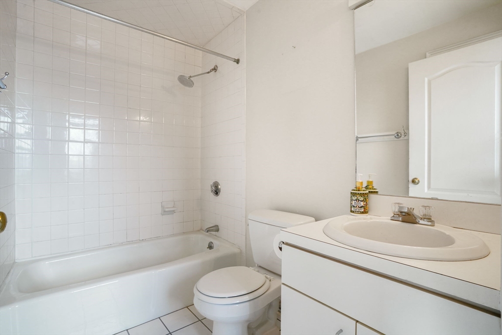 property viewer photo 8