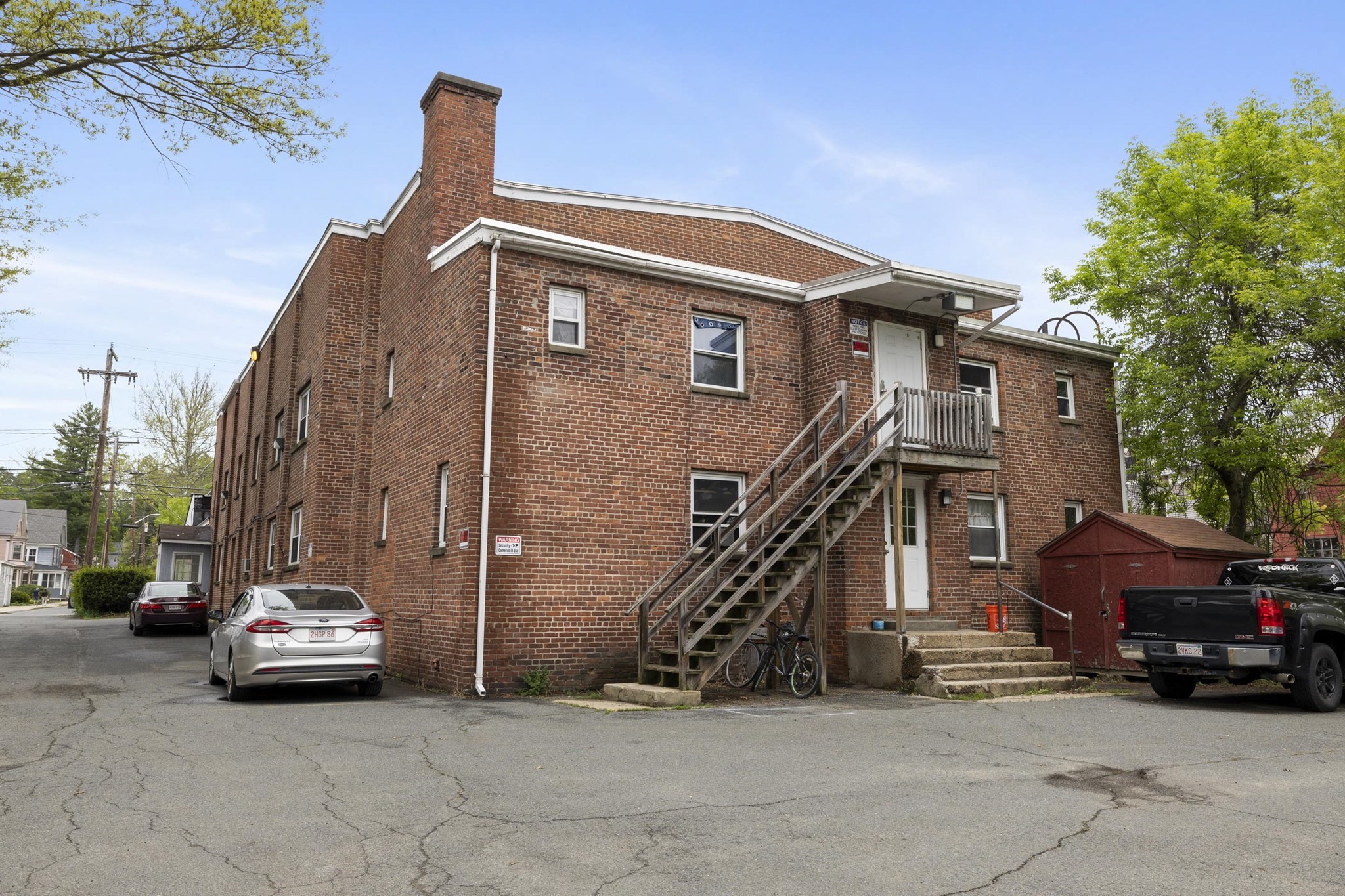 main property photo 2