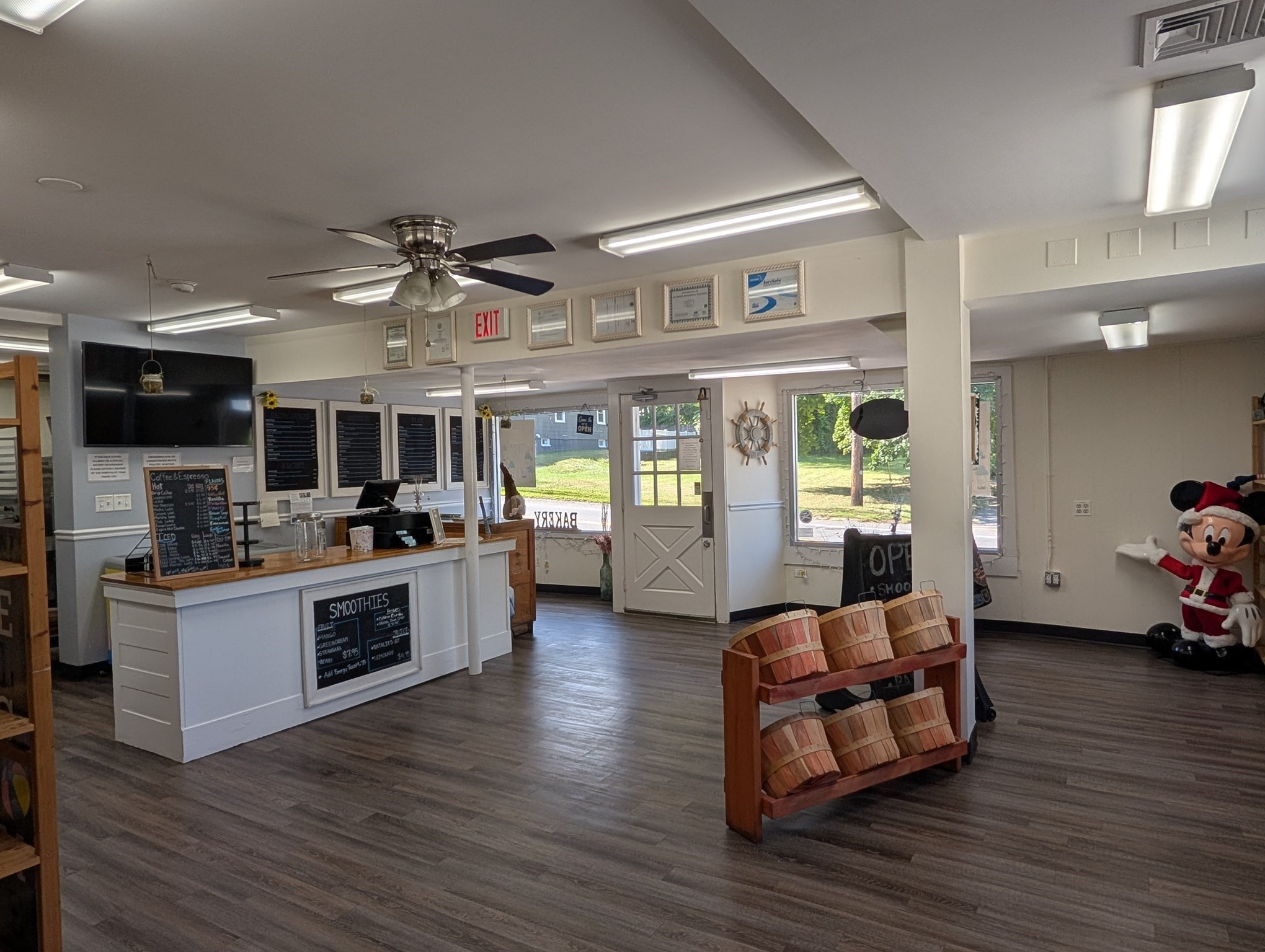 main property photo 3