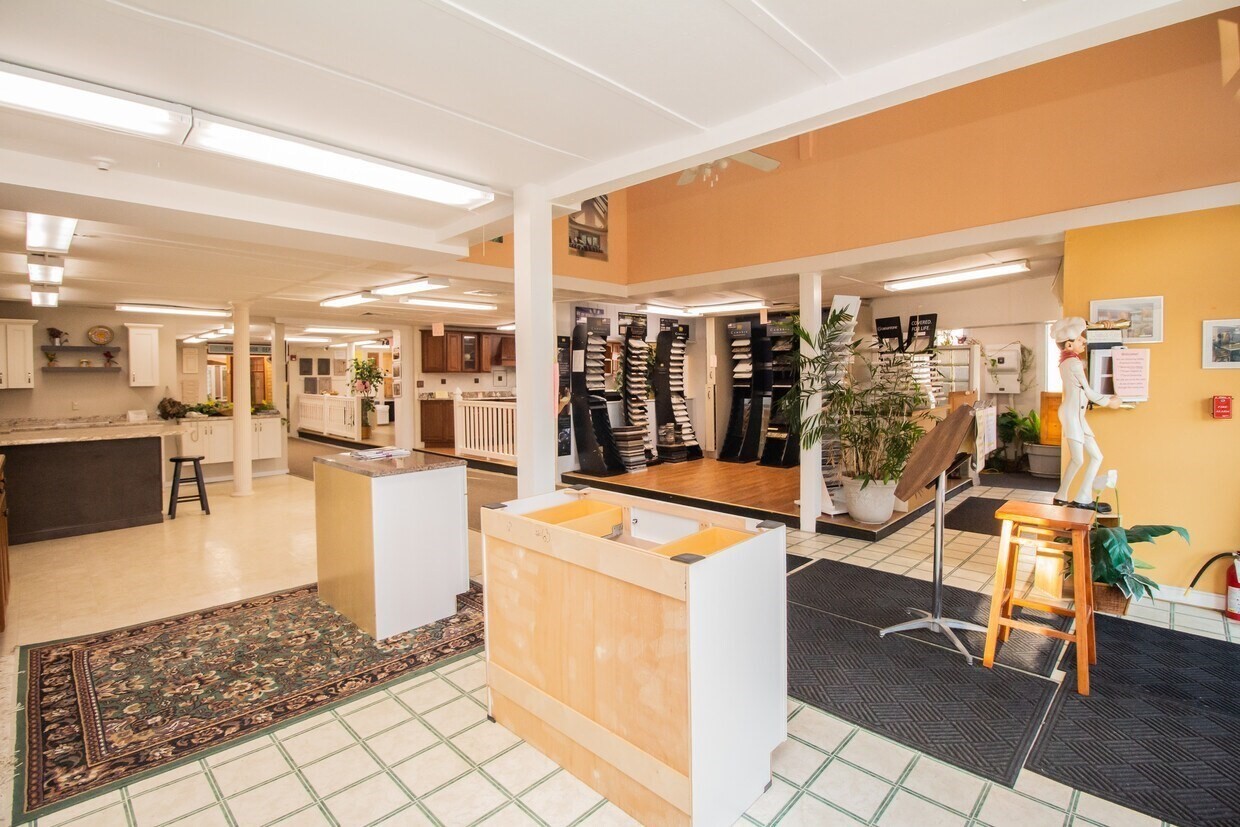 main property photo 8